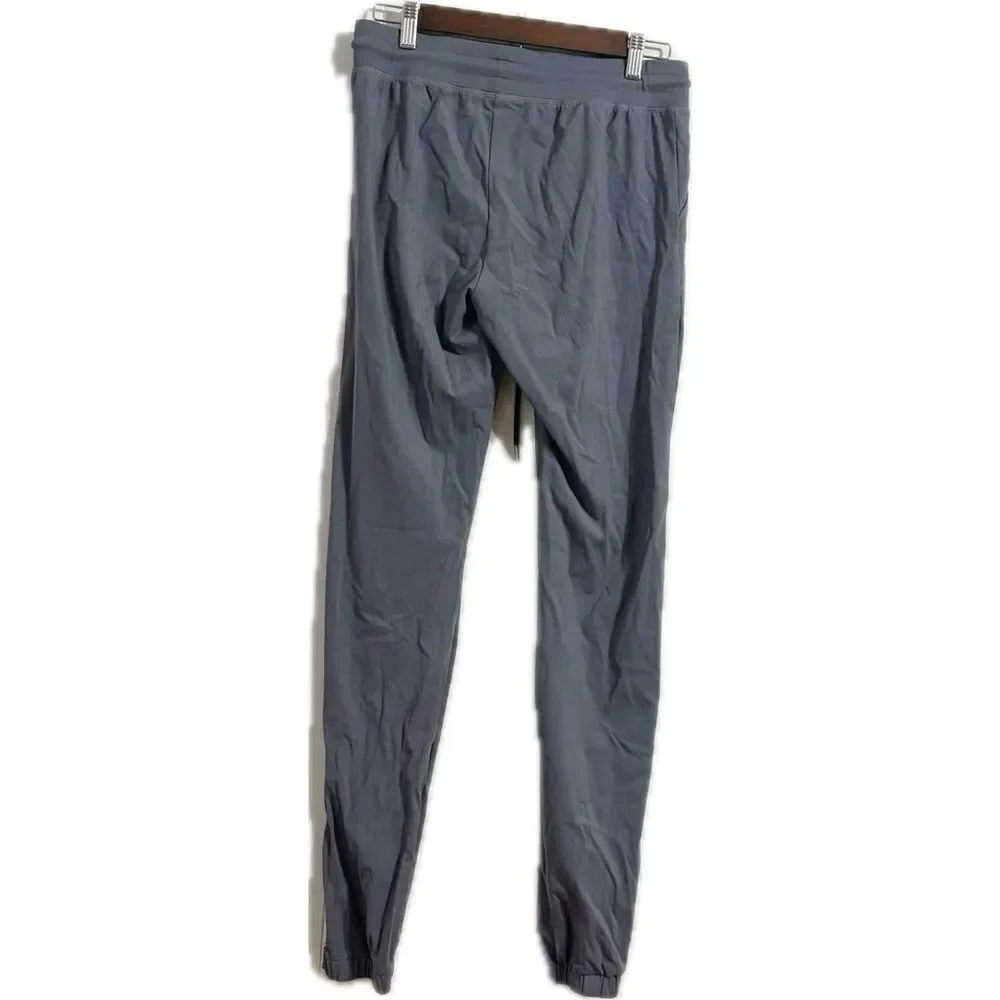 ZYIA Gray Joggers with Elastic Waistband and Tapered Legs‎